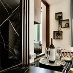 Veni Guest house *